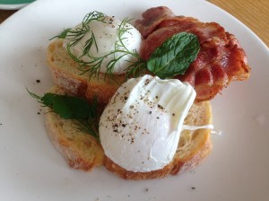Poached eggs and bacon