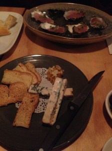 Gorgonzola with honey and oysters with pickled shallot vinegar