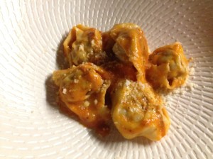Ravioli of chicken and beef with tomato