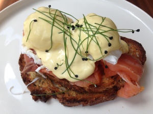 Eggs Benedict: poached eggs with rocket and smoked salmon